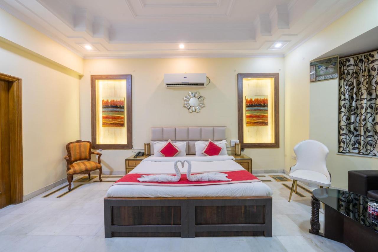V Inn Villa Jaipur Extérieur photo