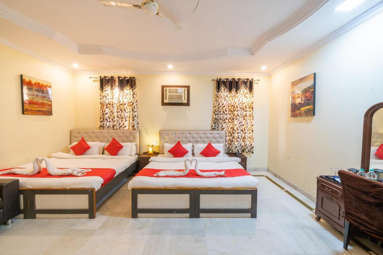 V Inn Villa Jaipur Extérieur photo